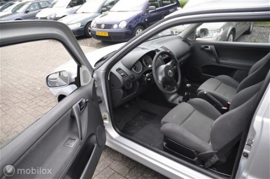 Volkswagen Polo - 1.4 Comfortline - 1