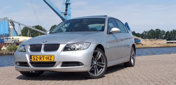 BMW 3-serie - 320d Xenon*PDC*1/2 Leder*NAVI - 1