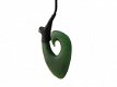 Groene jade Maori hanger in Hei Matau symbool - 2 - Thumbnail