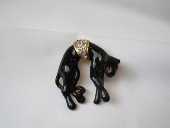 Broche goudkleurig zwart emaille panter/luipaard met rode kristal oogjes 3.9x3.8 cm. - Afbeelding 8