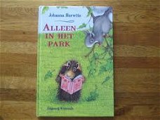 Johanna Hurwitz  -  Alleen In Het Park  (Hardcover/Gebonden) Kinderjury