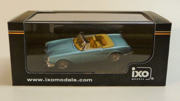 1:43 IXO CLC247 Facel Vega Facel 6 cabrio 1964 metallicblauw - 1