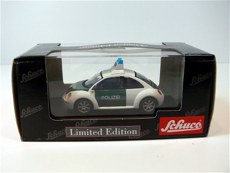 1:43 Schuco 04537 Volkswagen VW New Beetle Polizei - 0