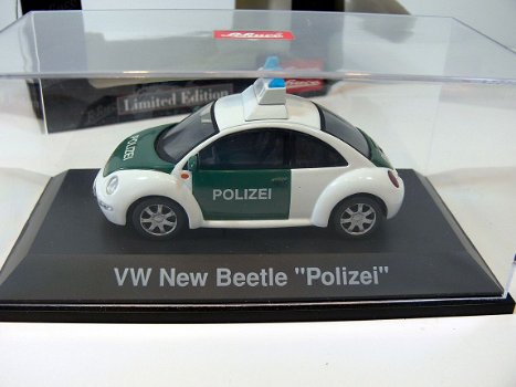 1:43 Schuco 04537 Volkswagen VW New Beetle Polizei - 1