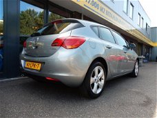Opel Astra - 1.4 Turbo Edition