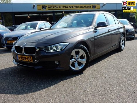 BMW 3-serie - 320d EfficientDynamics Edition Executive - 1