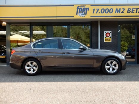 BMW 3-serie - 320d EfficientDynamics Edition Executive - 1