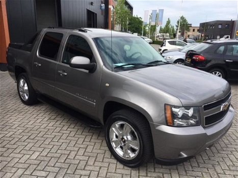 Chevrolet Avalanche - USA 5.3 V8 4WD '09 LPG/DUB CAB/AUT/LEDER/20'LMV/NAP/ZEER MOOI - 1