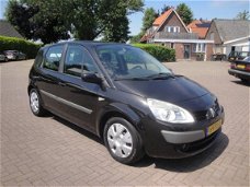 Renault Scénic - 2.0-16V Business Line Xenon/Trekhaak incl. nieuwe APK