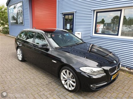 BMW 5-serie Touring - F11 523i High-Exe Automaat. Leer, Navi, Tr.haak, 19inch - 1