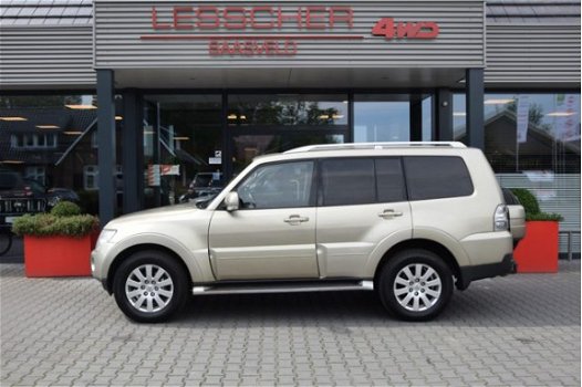 Mitsubishi Pajero - 3.2 DID 5DRS A/T VAN MARGE - 1