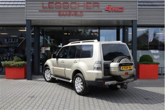 Mitsubishi Pajero - 3.2 DID 5DRS A/T VAN MARGE - 1