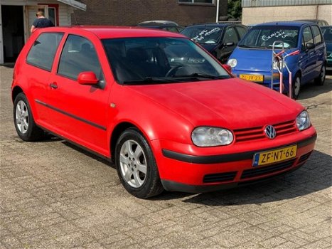 Volkswagen Golf - 1.6 Peter Mulder JR Emmer-Compascuum - 1