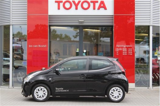 Toyota Aygo - 1.0 VVT-i x-play *PARKEERCAMERA / BLUETOOTH - 1