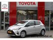 Toyota Yaris - 1.5 VVT-i Comfort *5-DEURS / BLUETOOTH / SAFETY SENSE - 1 - Thumbnail