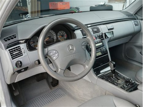 Mercedes-Benz E-klasse - 430 Avantgarde 4-Matic Zeer nette auto - 1