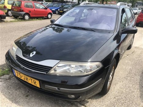 Renault Laguna Grand Tour - 2.0-16V Privilege - 1