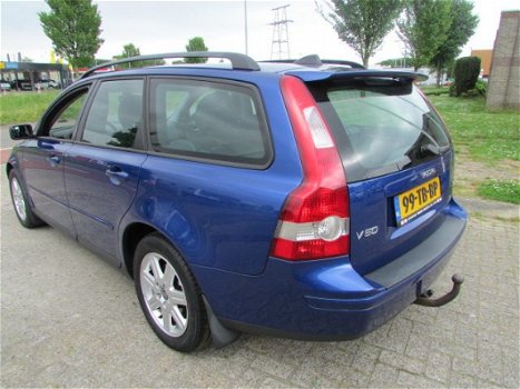 Volvo V50 - 1.8 Kinetic ''LICHT MET VELGEN, CLIMATE CONTROL'' - 1