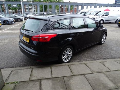 Ford Focus - 1.0T 100pk Trend Navigatie - 1