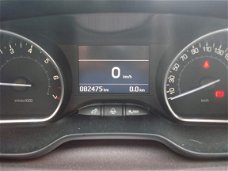 Peugeot 2008 - 1.2 PURETECH STYLE