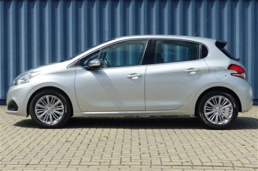 Peugeot 208 - 1.2 Puretech 82pk Allure |Navigatie|Airco|Pdc| - 1