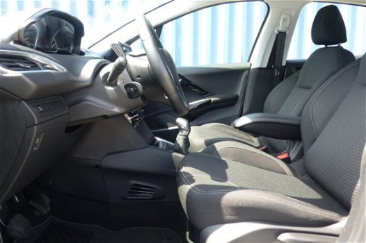 Peugeot 208 - 1.2 Puretech 82pk Allure |Navigatie|Airco|Pdc| - 1