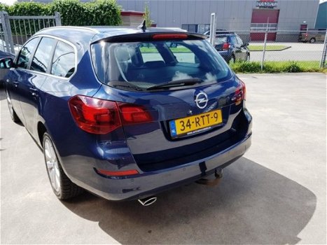 Opel Astra Sports Tourer - 1.4 Turbo Cosmo Automaat, Navi, LMV, Climate, Trekhaak, Garantie, Rijklaa - 1