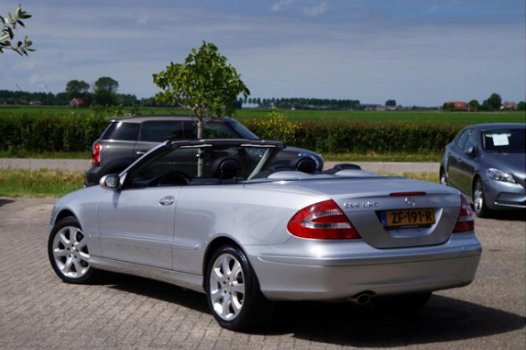 Mercedes-Benz CLK-klasse Cabrio - 320 Avantgarde - 1