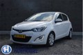 Hyundai i20 - Climate control / Bluetooth / LED / LM 16'' - 1 - Thumbnail