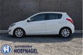 Hyundai i20 - Climate control / Bluetooth / LED / LM 16'' - 1 - Thumbnail