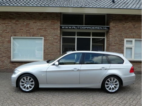 BMW 3-serie Touring - 330xi High Executive - 1