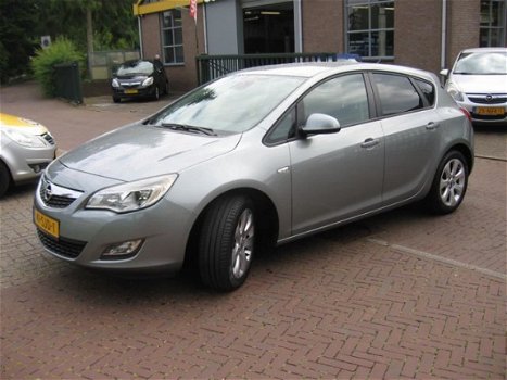 Opel Astra - 1.4 Turbo Edition - 1