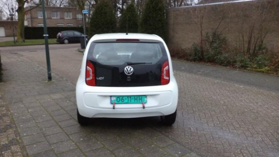 Volkswagen Up! - 1.0 move up BlueMotion ( BJ 2015 ) - 1