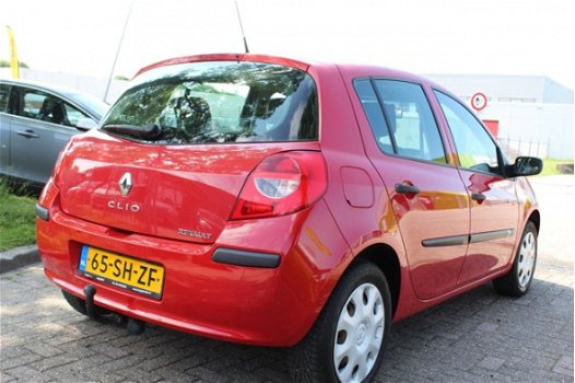 Renault Clio - 1.2-16V Expression 5 drs airco garantie - 1