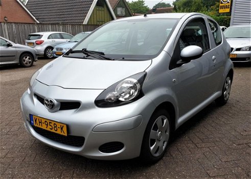 Toyota Aygo - 1.0 12V VVT-I AIRCO - 1