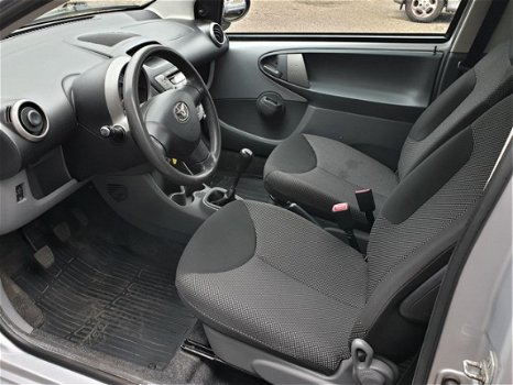 Toyota Aygo - 1.0 12V VVT-I AIRCO - 1