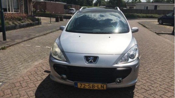 Peugeot 307 SW - 1.6 HDi AIRCO 7-PERSOON BJ 2005 - 1