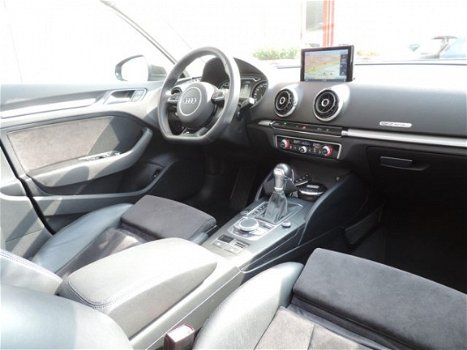 Audi A3 Sportback - 1.4 e-tron PHEV Ambition Pro Line S (leer, led, panodak) - 1