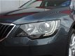 Skoda Superb Combi - 1.6 TDI Champs Elysees (xenon, navi, pdc, privacy glass) - 1 - Thumbnail