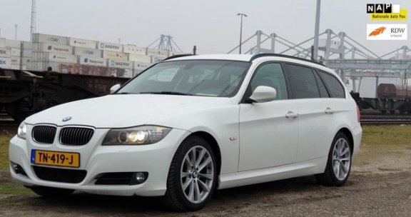 BMW 3-serie Touring - 325d Luxury Line - 1