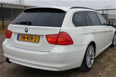 BMW 3-serie Touring - 325d Luxury Line