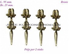 === 2 Ornamentjes = brons = oud === 40104