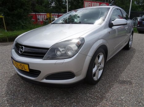 Opel Astra GTC - 1.6 Executive NAVI AIRCO/CRUISE CONT - 1