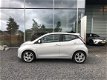 Toyota Aygo - 1.0 VVT-i X-Wave Silver Airco BT Camera Cabrio NL AUTO - 1 - Thumbnail