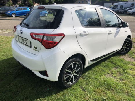 Toyota Yaris - 1.5 Hybrid DESIGN | LM VELGEN | TSS | STOELVERWARMING - 1