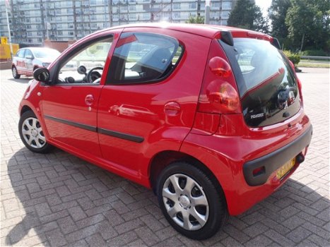 Peugeot 107 - 1.0i 12V XS 5-drs. Airco - 1