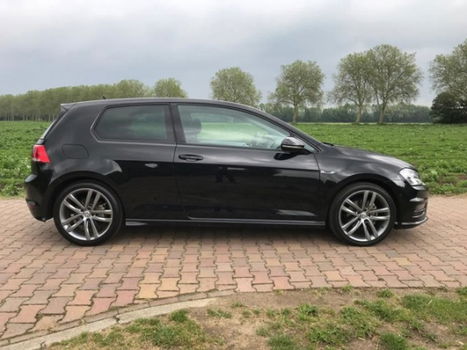 Volkswagen Golf - 2.0 TDI Highline R-line DSG Navi 180PK - 1