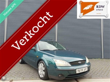 Ford Mondeo Wagon - 2.0 Automaat 13maand APK Luxe auto - 1