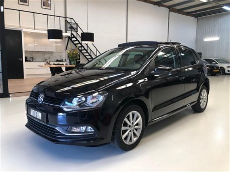 Volkswagen Polo - 1.0 Comfortline Facelift, Panoramadak, Navigatie, LED, vol - 1