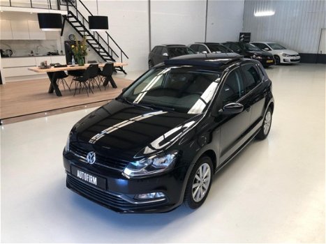 Volkswagen Polo - 1.0 Comfortline Facelift, Panoramadak, Navigatie, LED, vol - 1